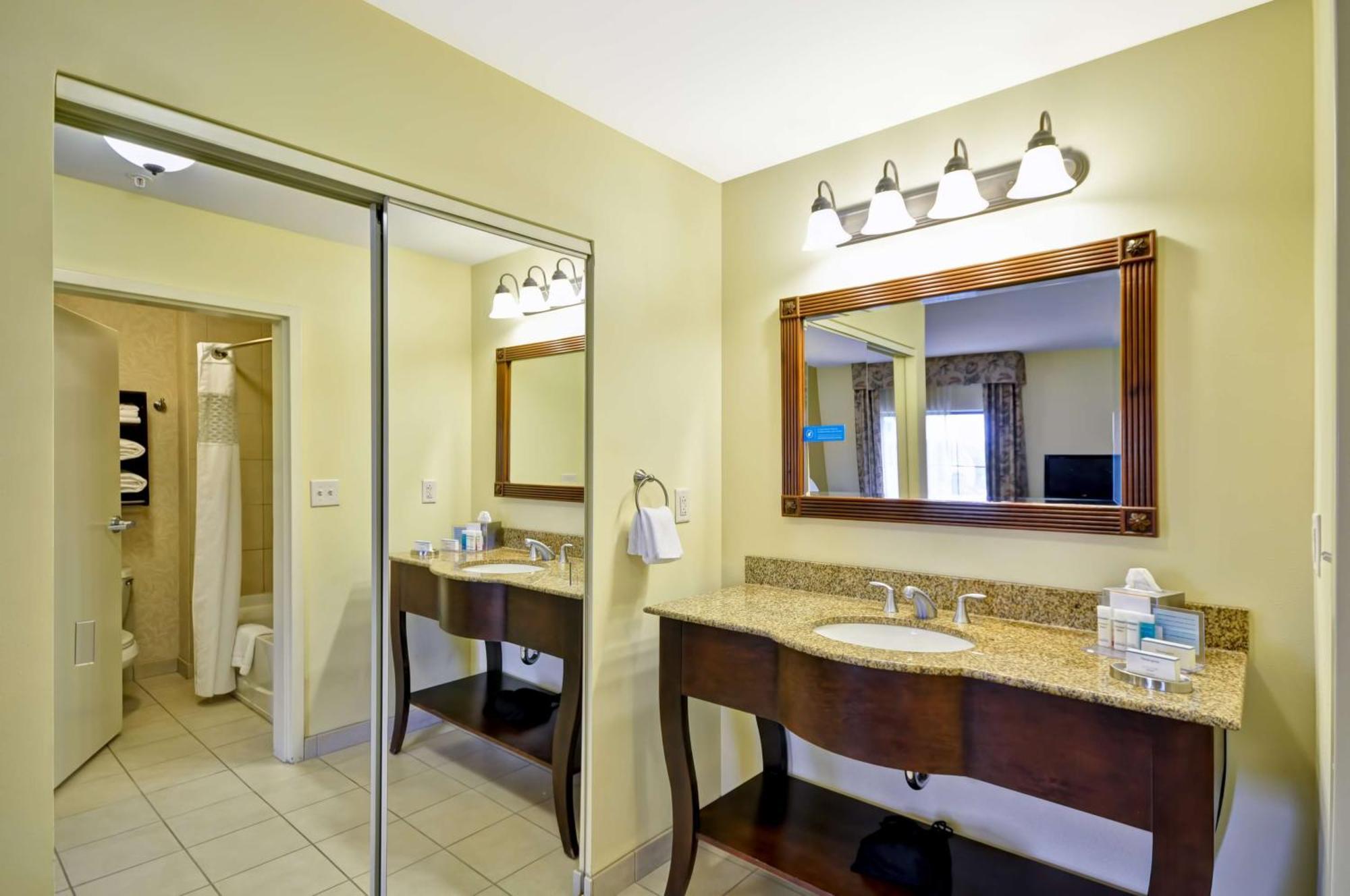 Hampton Inn & Suites North Charleston-University Boulevard Esterno foto
