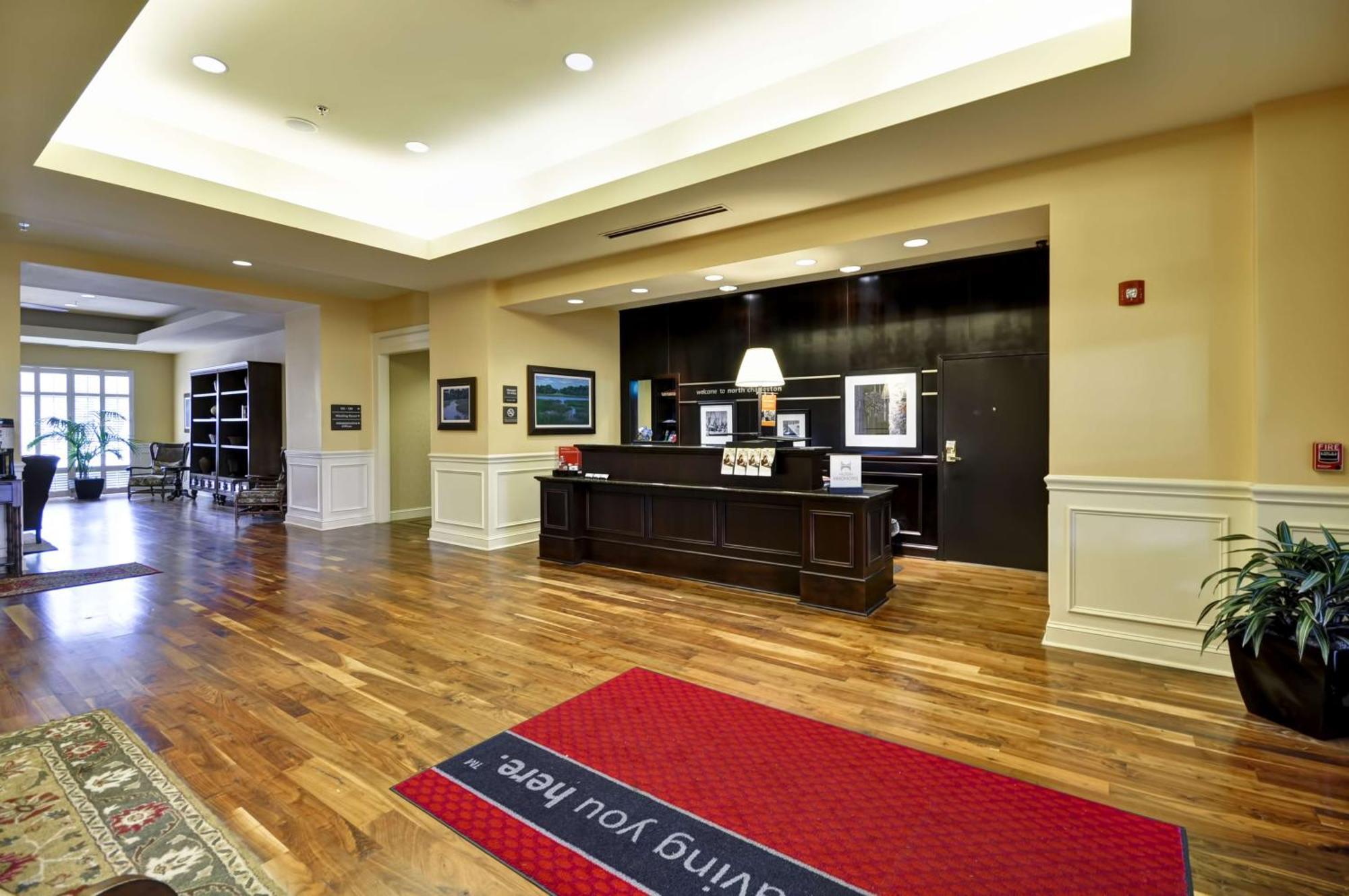 Hampton Inn & Suites North Charleston-University Boulevard Esterno foto