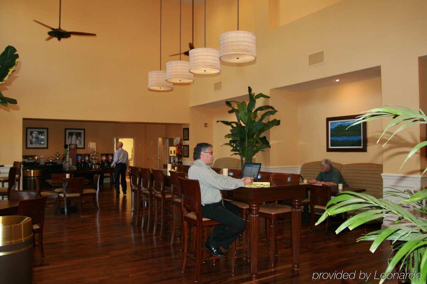Hampton Inn & Suites North Charleston-University Boulevard Ristorante foto